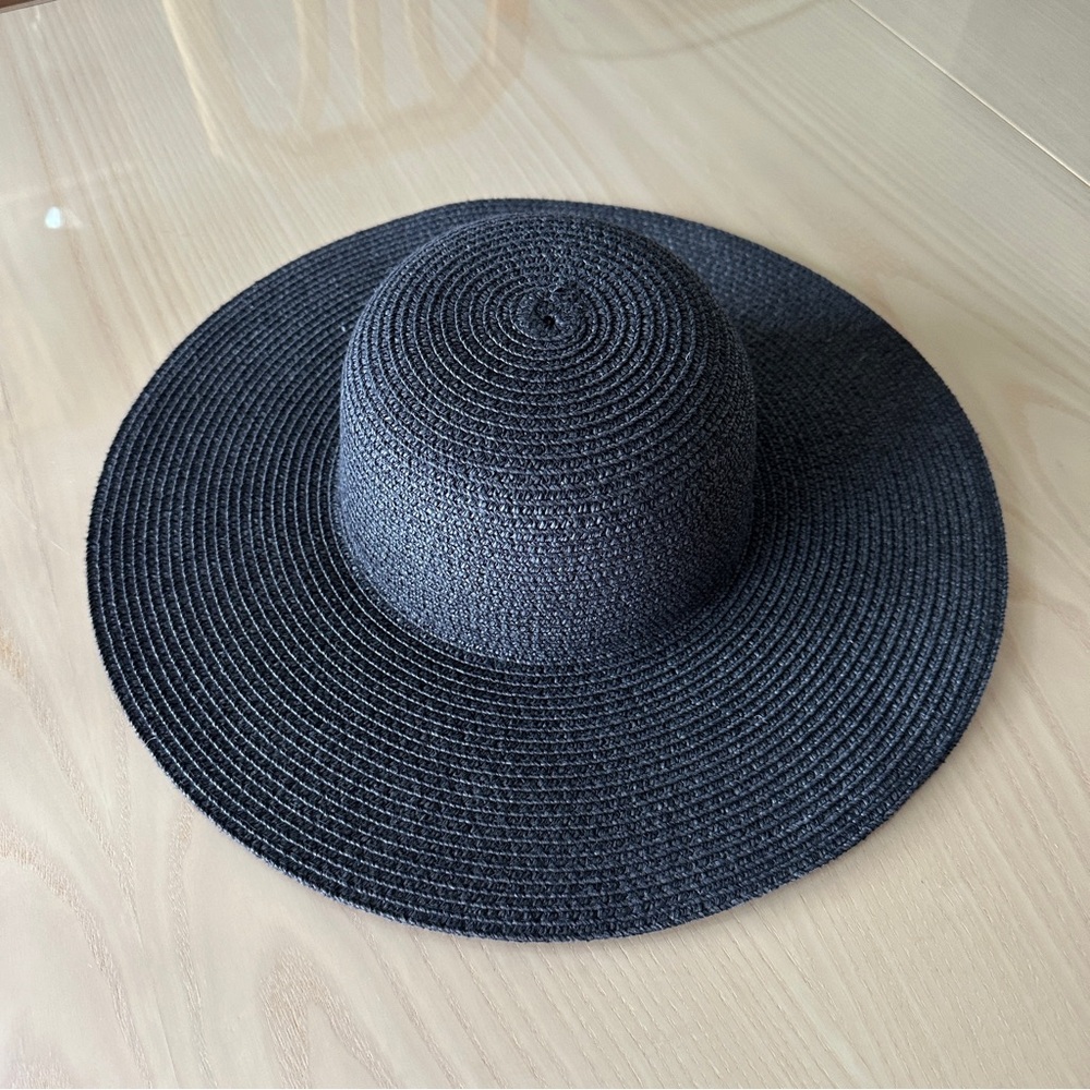 Beach woven floppy hat